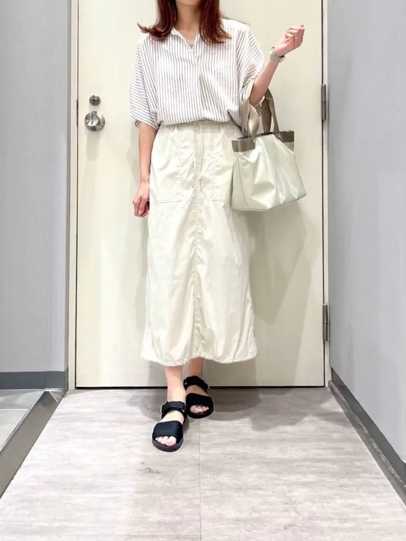 ANY 金井 コーディネート画像