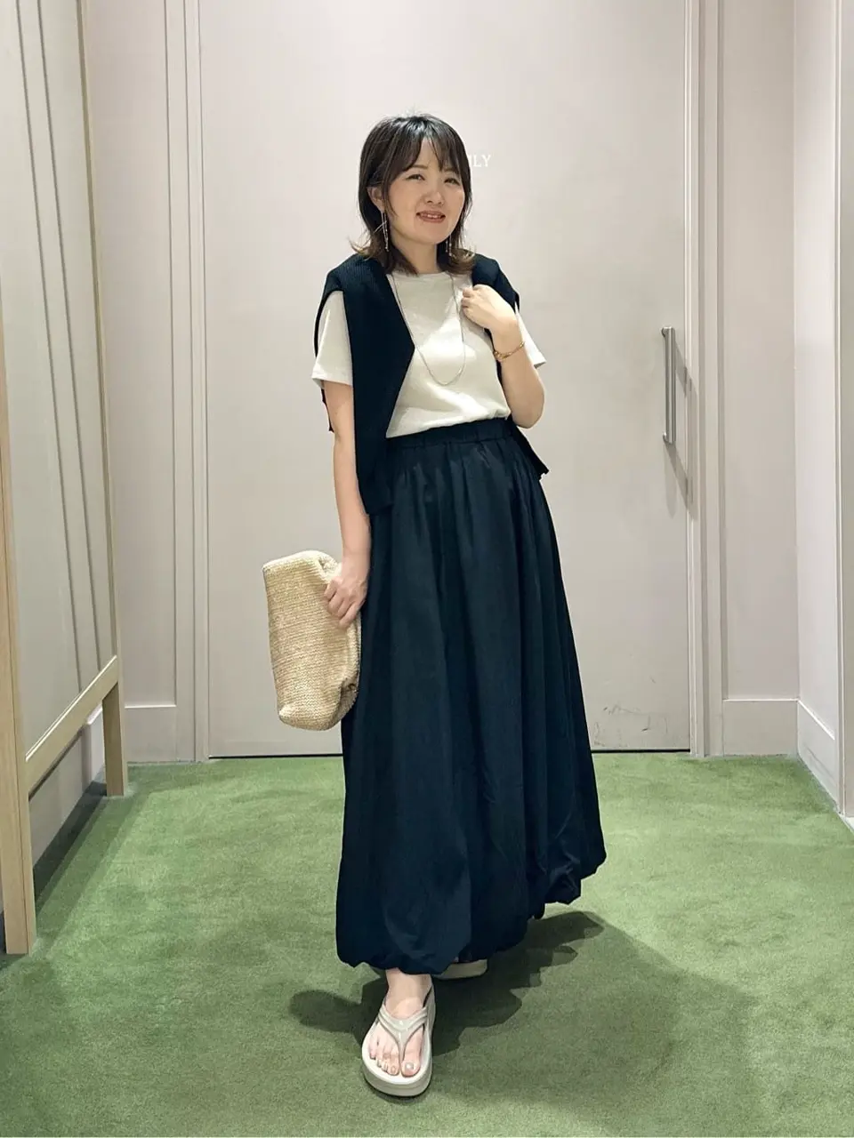 ANY フジコ コーディネート画像