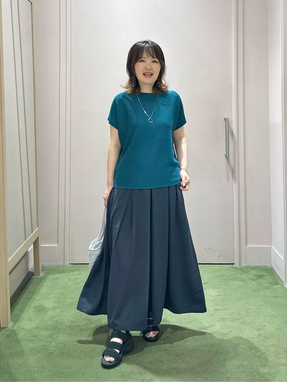 ANY フジコ コーディネート画像