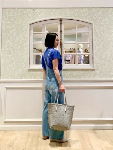 ANY MIKA コーディネート画像