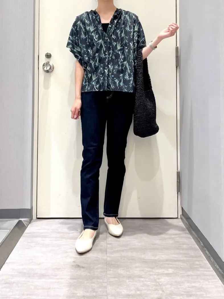 ANY 金井 コーディネート画像