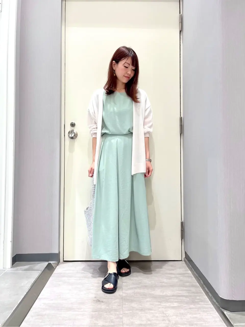 ANY 金井 コーディネート画像