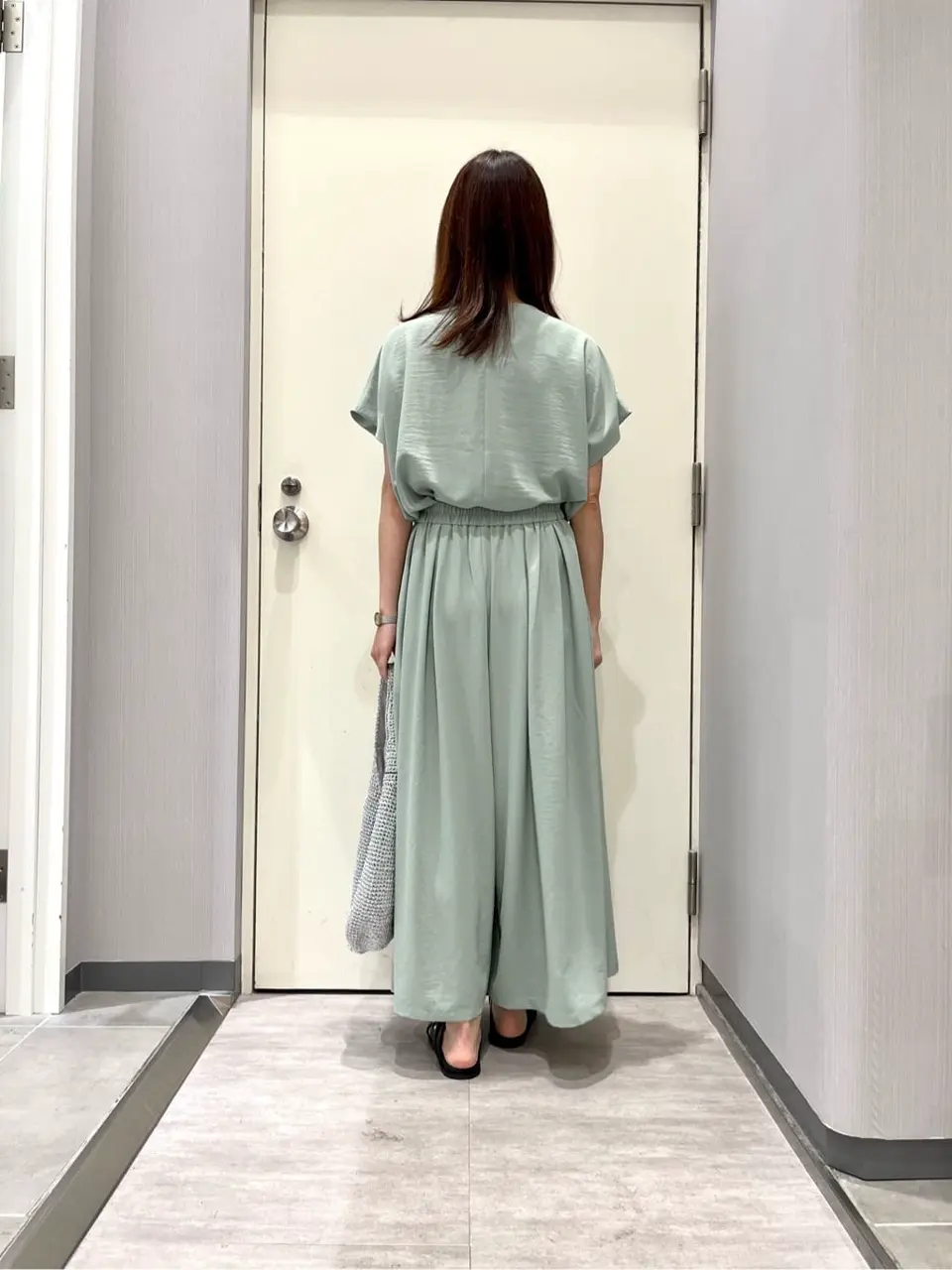 ANY 金井 コーディネート画像