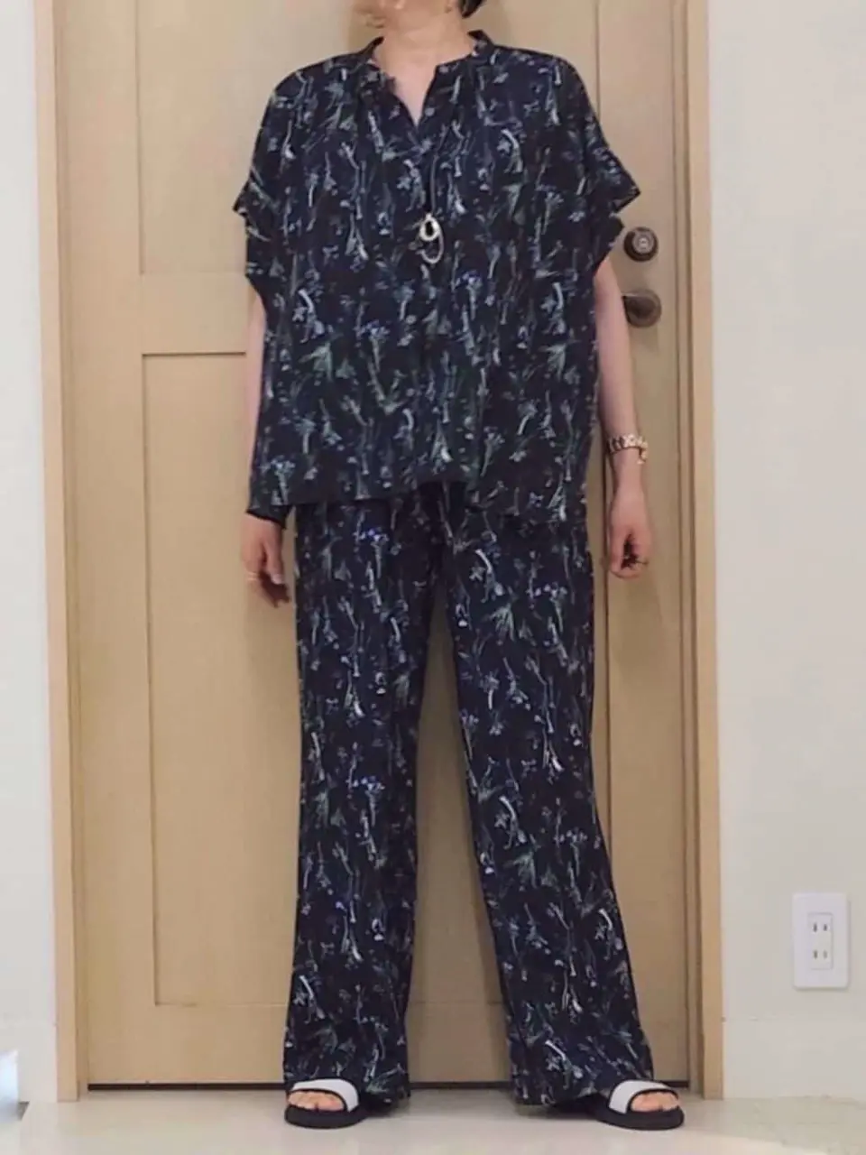 ANY 八坂 コーディネート画像