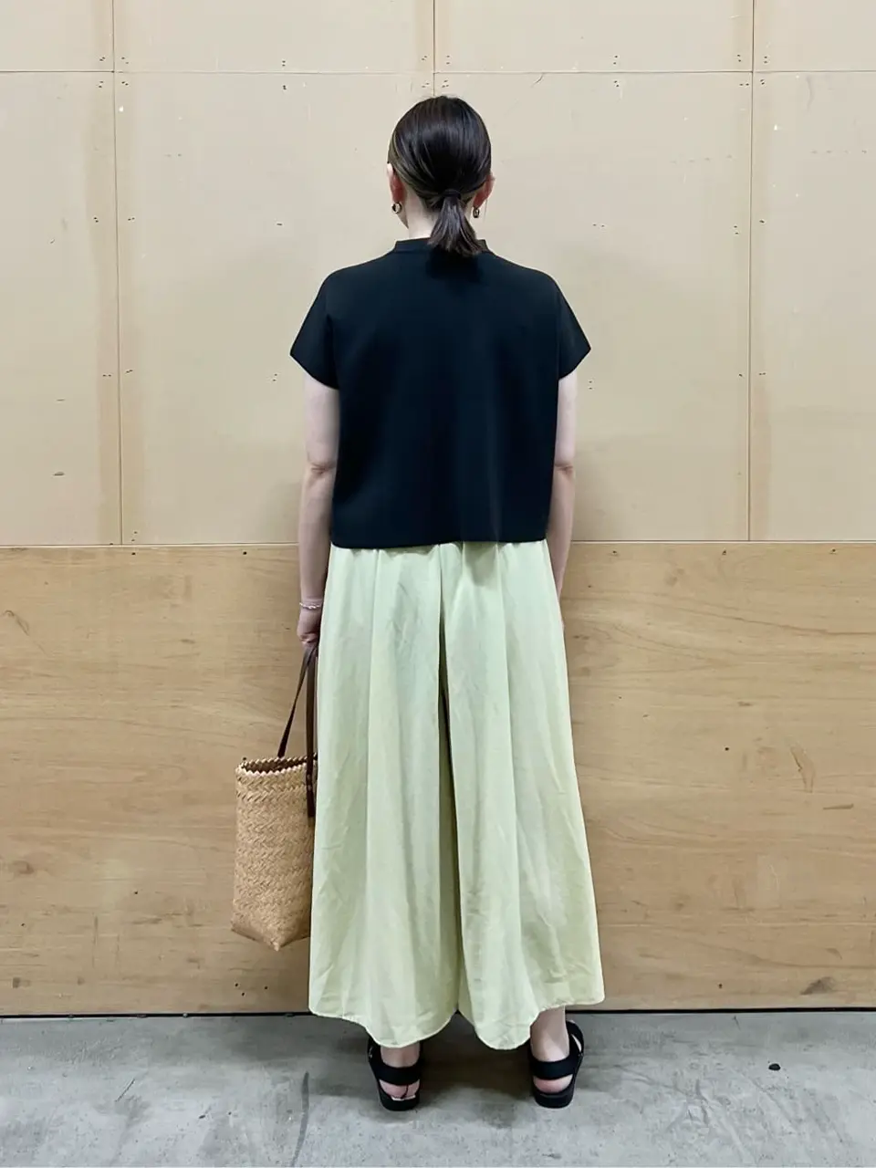 ANY 林 コーディネート画像