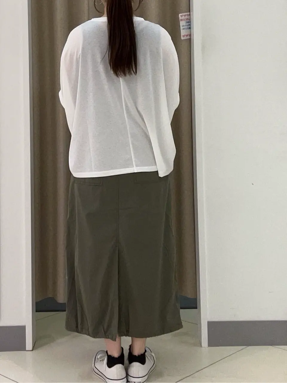 ANY カモガワ コーディネート画像