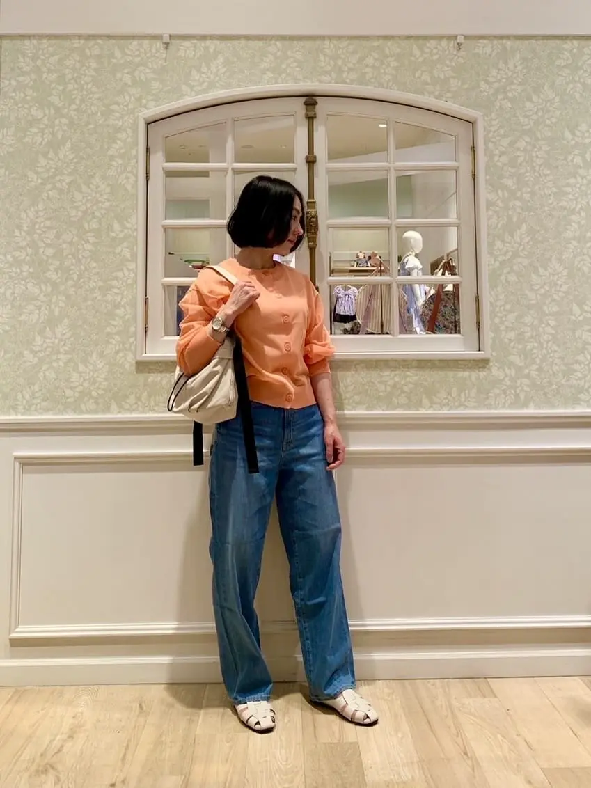 ANY MIKA コーディネート画像