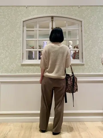 ANY MIKA コーディネート画像