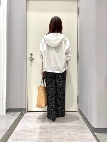 ANY 金井 コーディネート画像