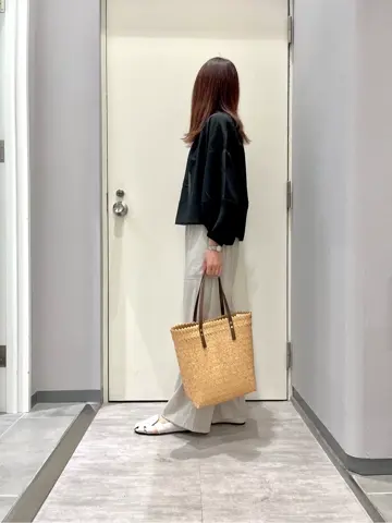 ANY 金井 コーディネート画像