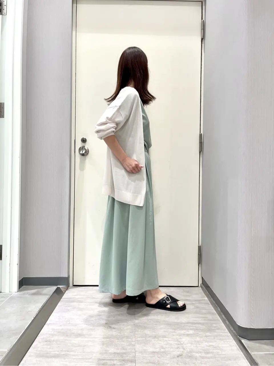 ANY 金井 コーディネート画像