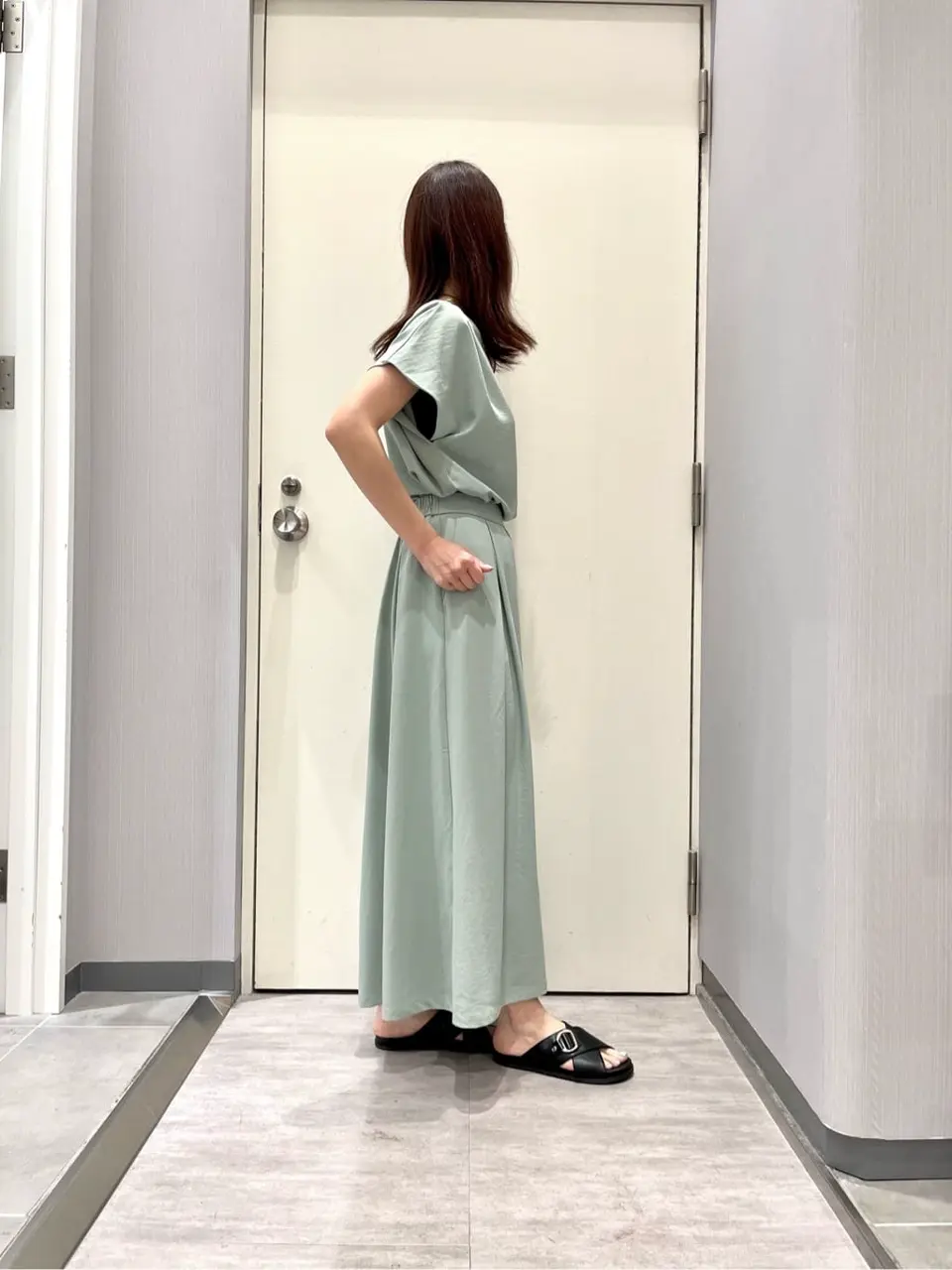 ANY 金井 コーディネート画像