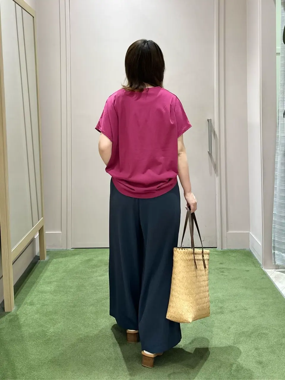 ANY フジコ コーディネート画像