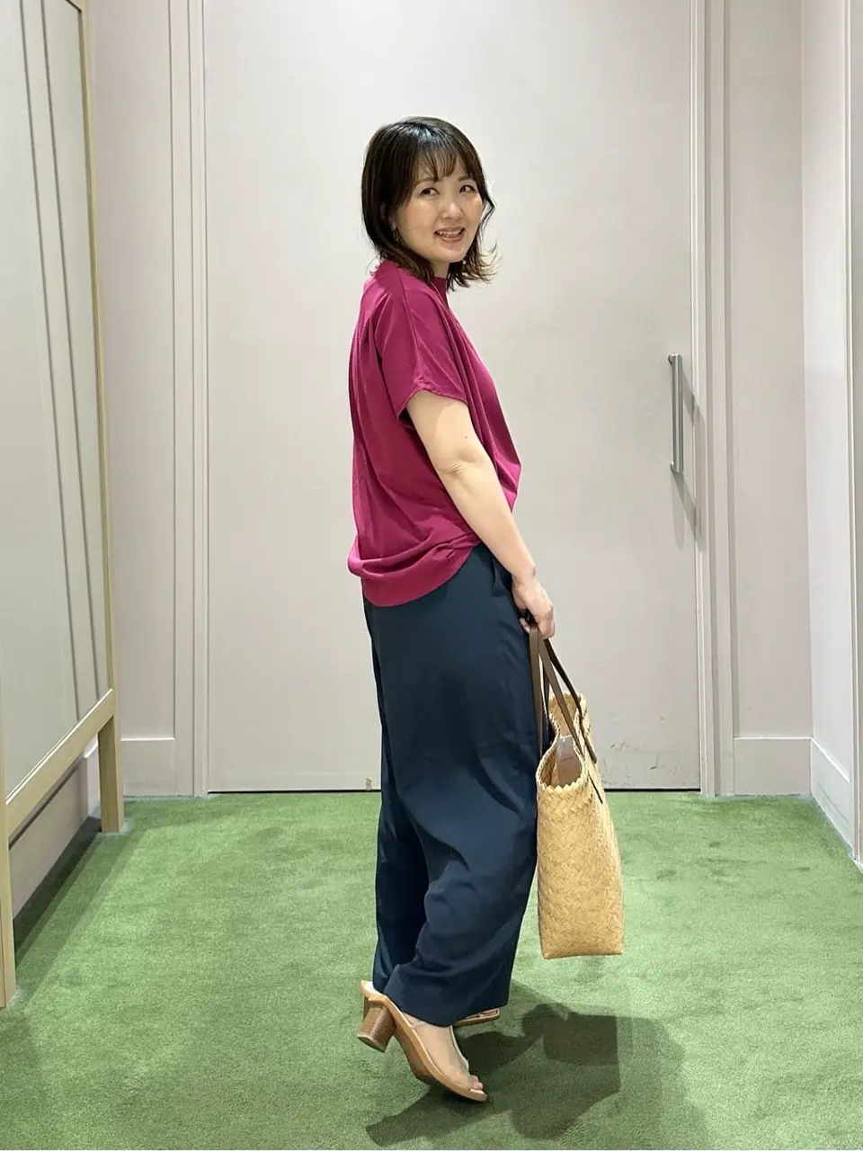 ANY フジコ コーディネート画像