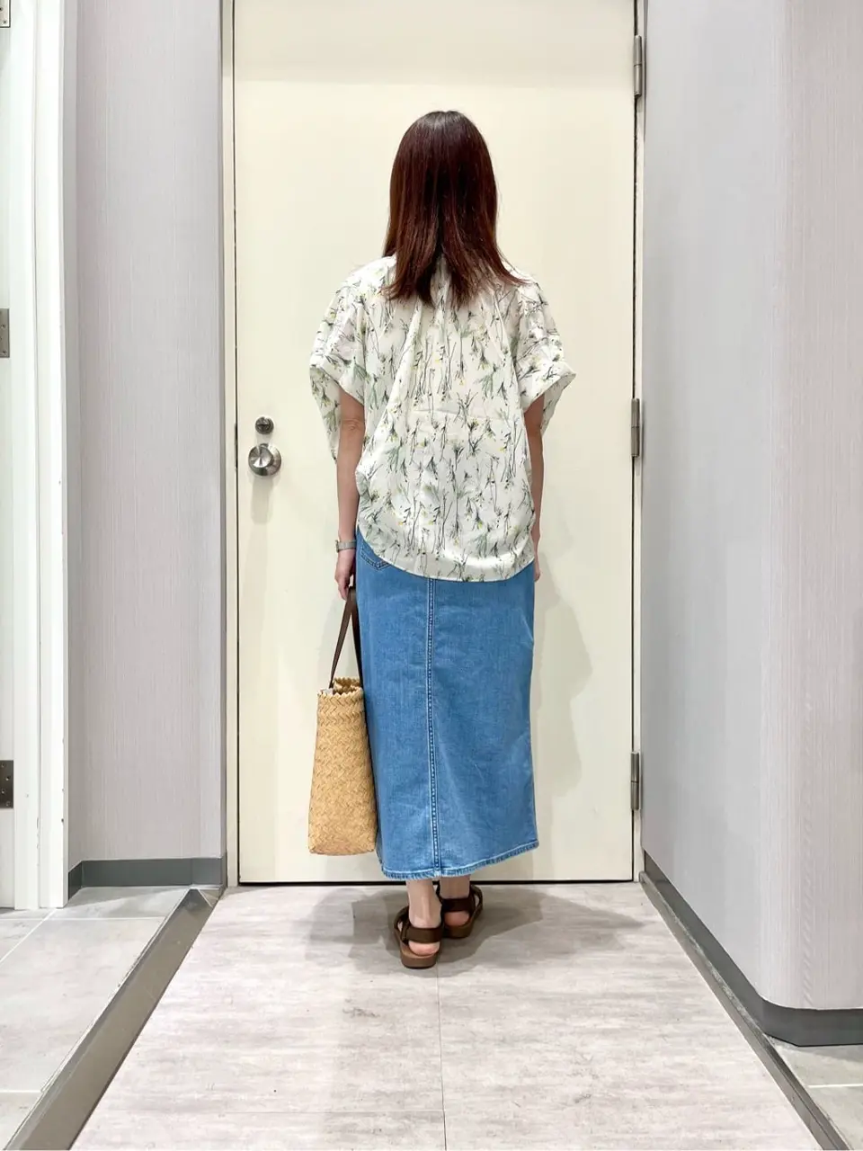 ANY 金井 コーディネート画像