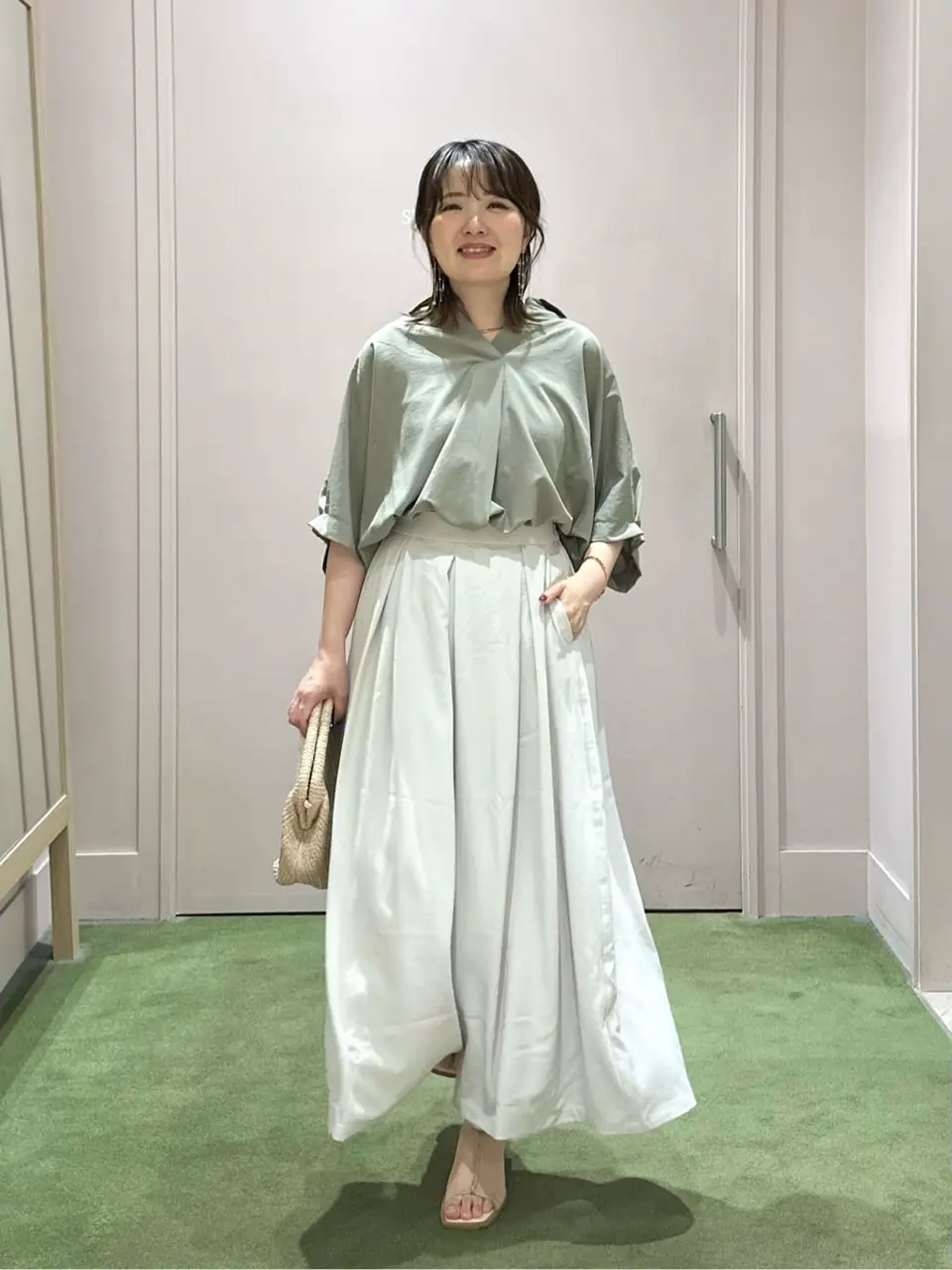 ANY フジコ コーディネート画像