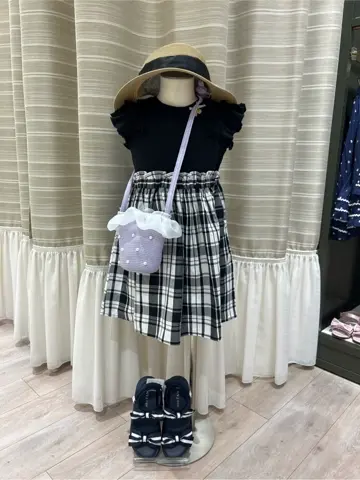 ANY 岡田 コーディネート画像