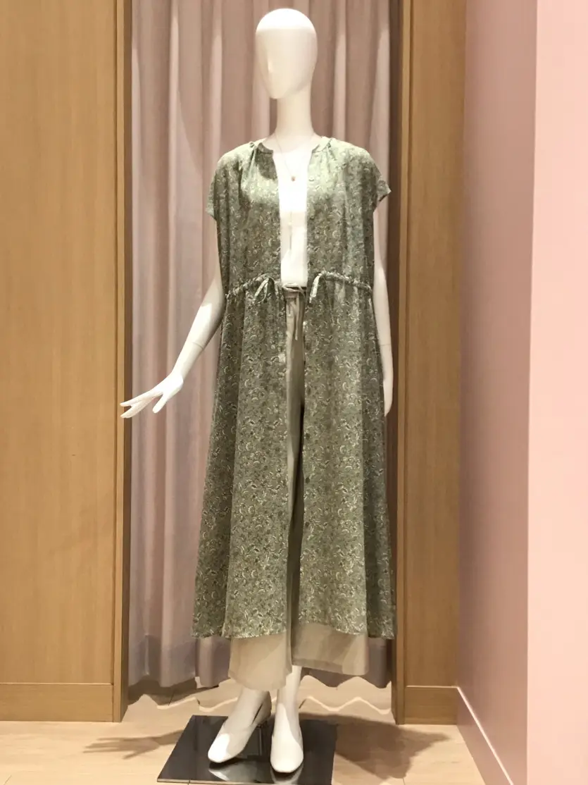 ANY 本吉 コーディネート画像