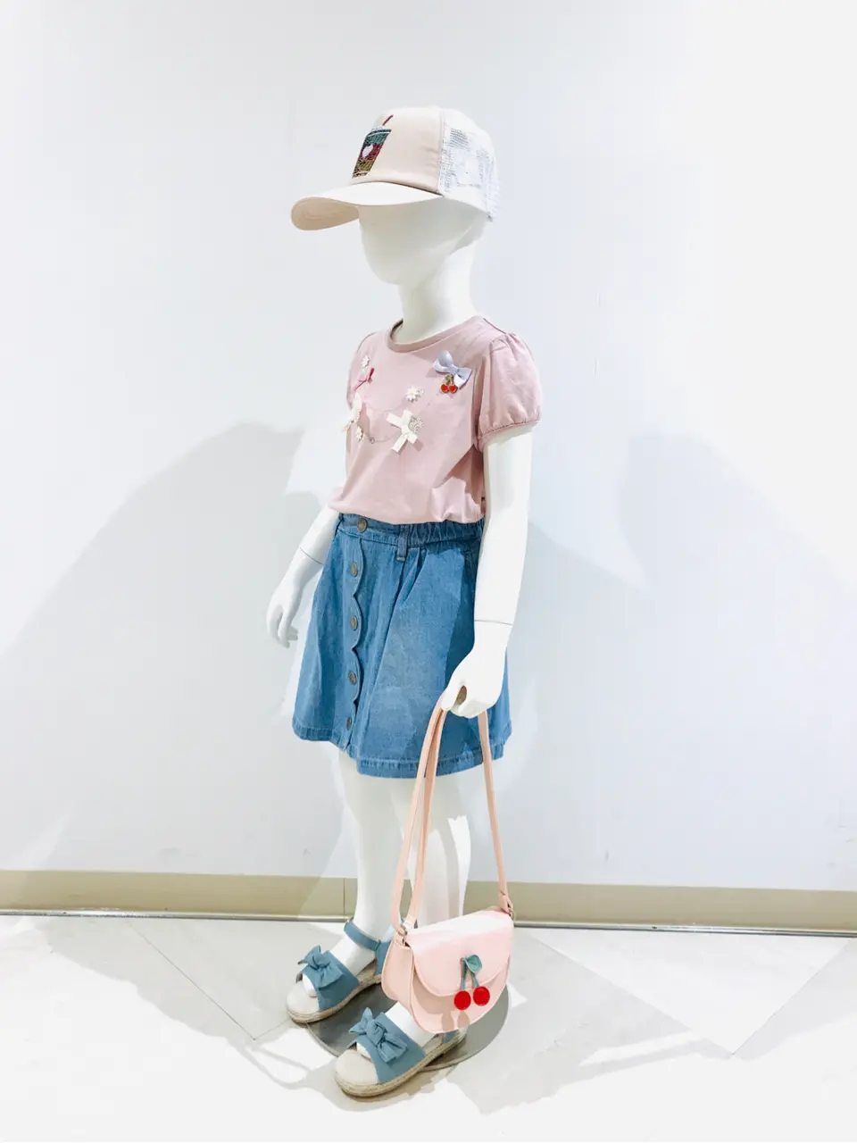 ANY 田口 コーディネート画像