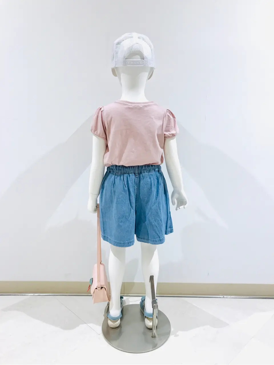 ANY 田口 コーディネート画像