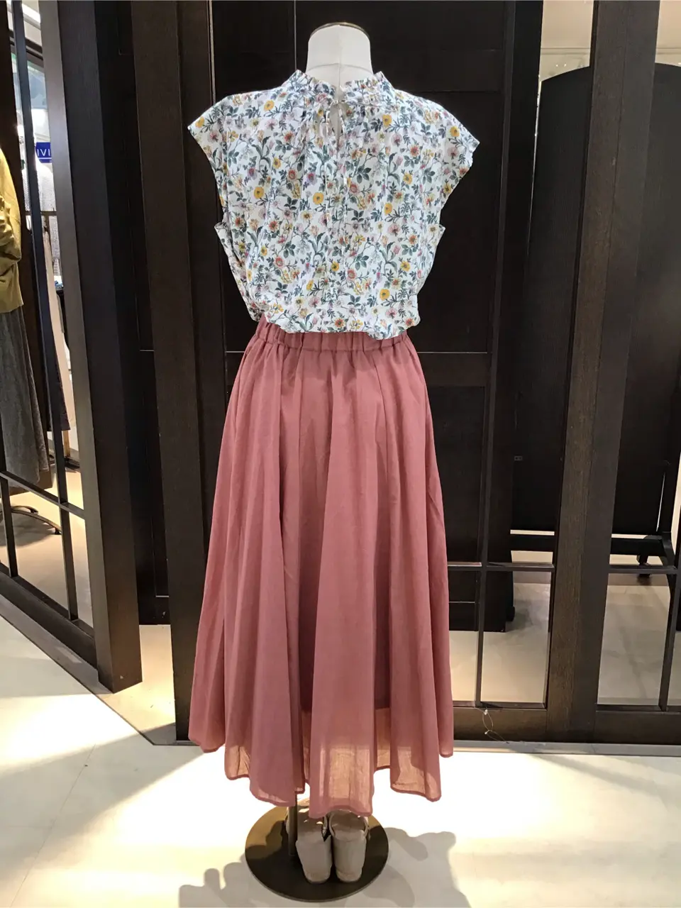 ANY 渡邊 コーディネート画像