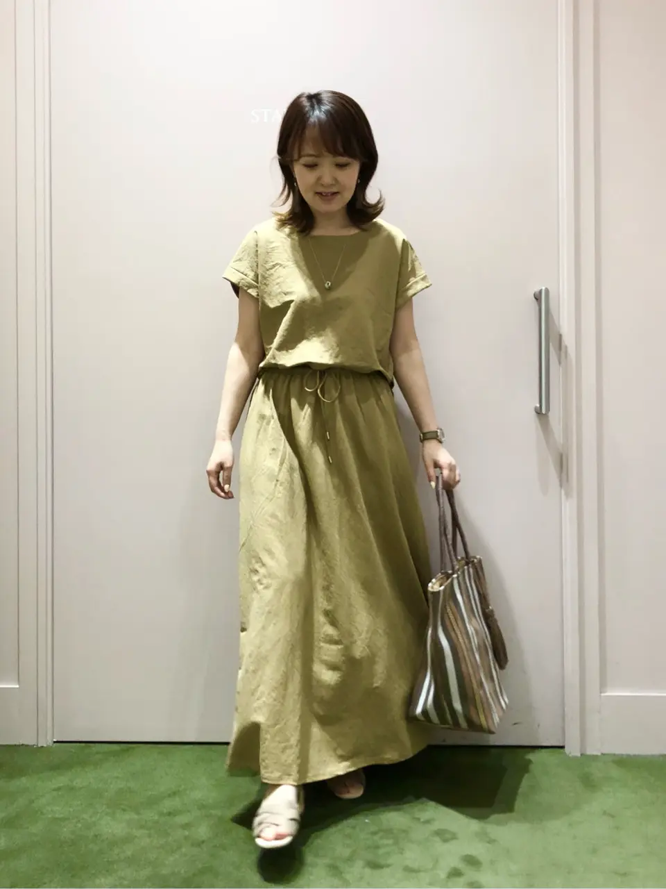 ANY フジコ コーディネート画像