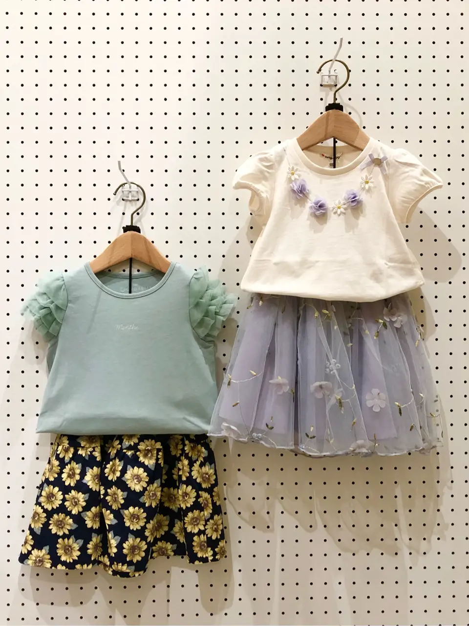 ANY フジコ コーディネート画像