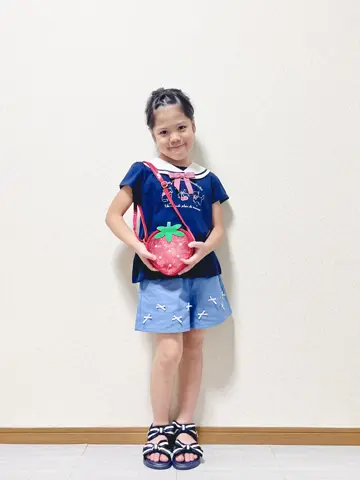 ANY MIKA コーディネート画像