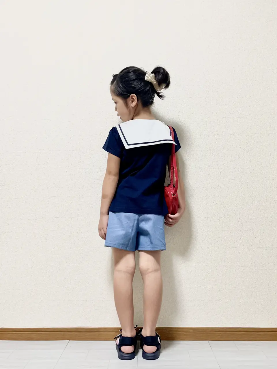 ANY MIKA コーディネート画像