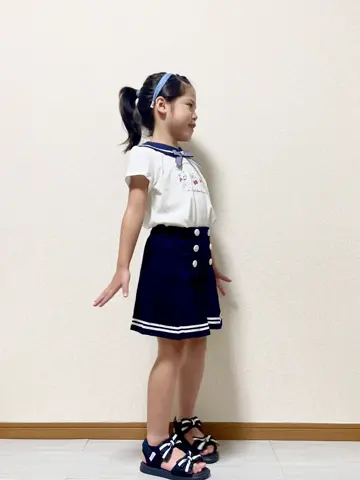 ANY MIKA コーディネート画像