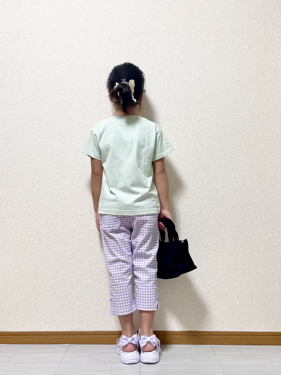 ANY MIKA コーディネート画像