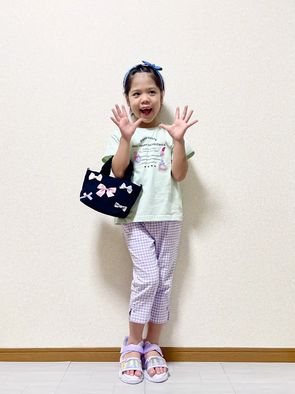 ANY MIKA コーディネート画像