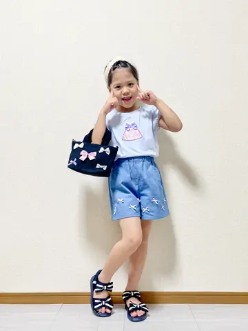 ANY MIKA コーディネート画像