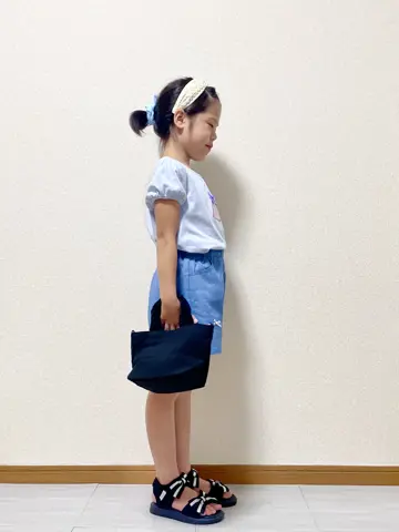 ANY MIKA コーディネート画像