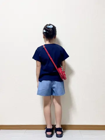 ANY MIKA コーディネート画像