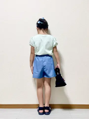 ANY MIKA コーディネート画像