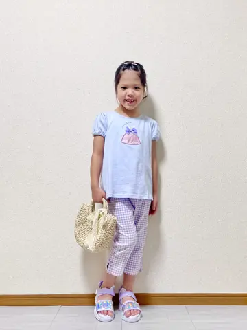 ANY MIKA コーディネート画像