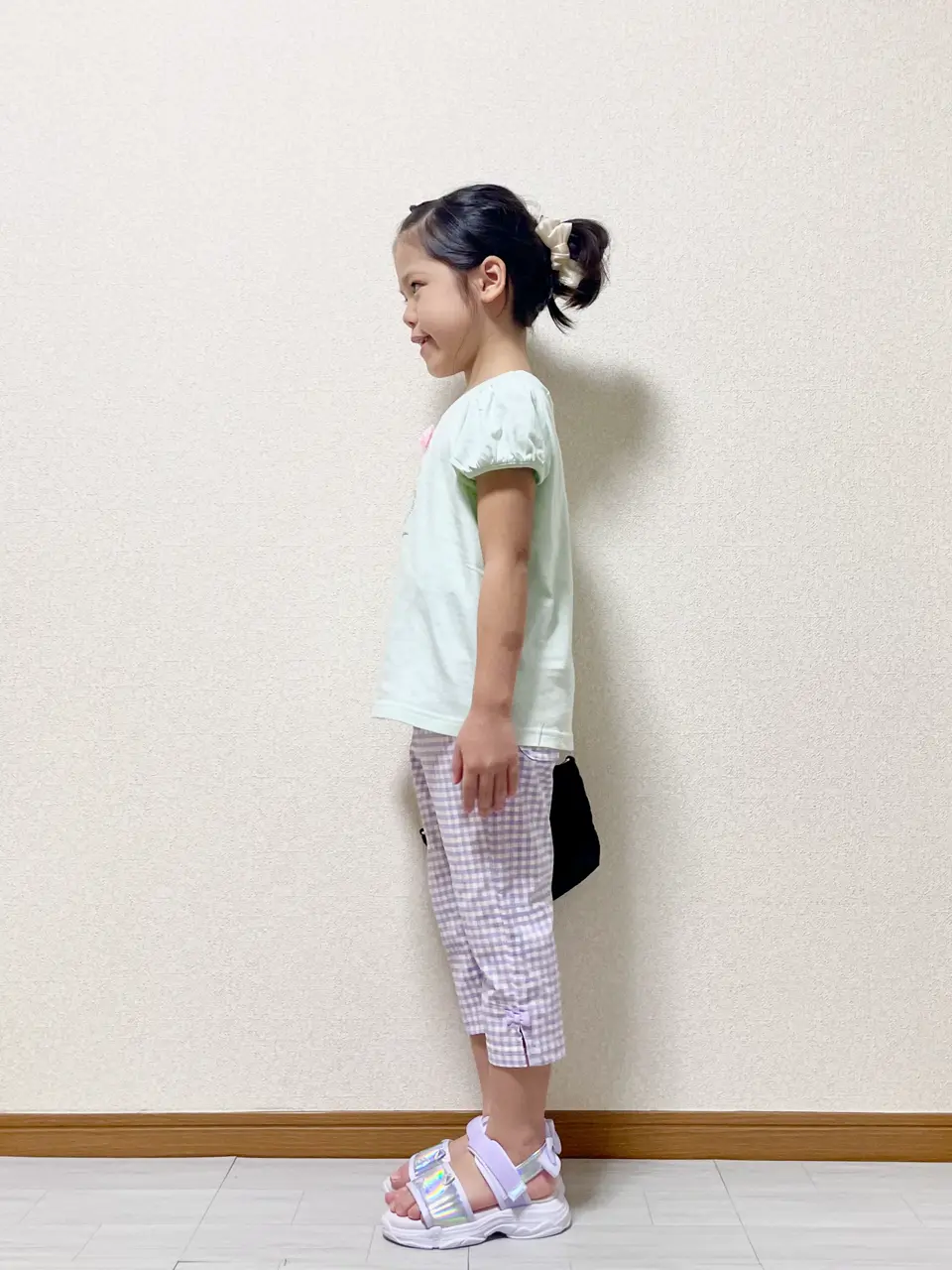 ANY MIKA コーディネート画像