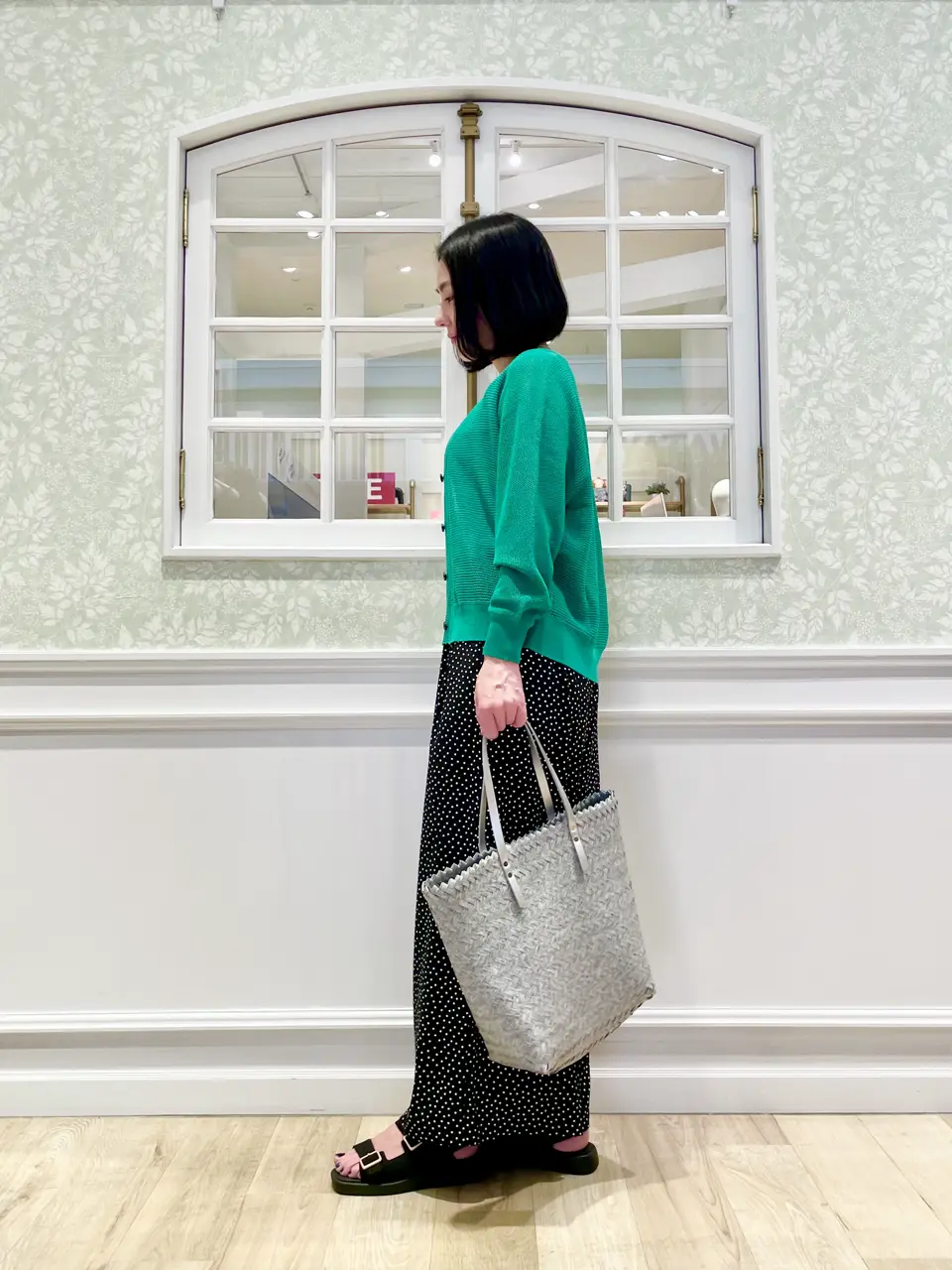 ANY MIKA コーディネート画像