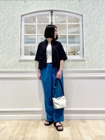 ANY MIKA コーディネート画像