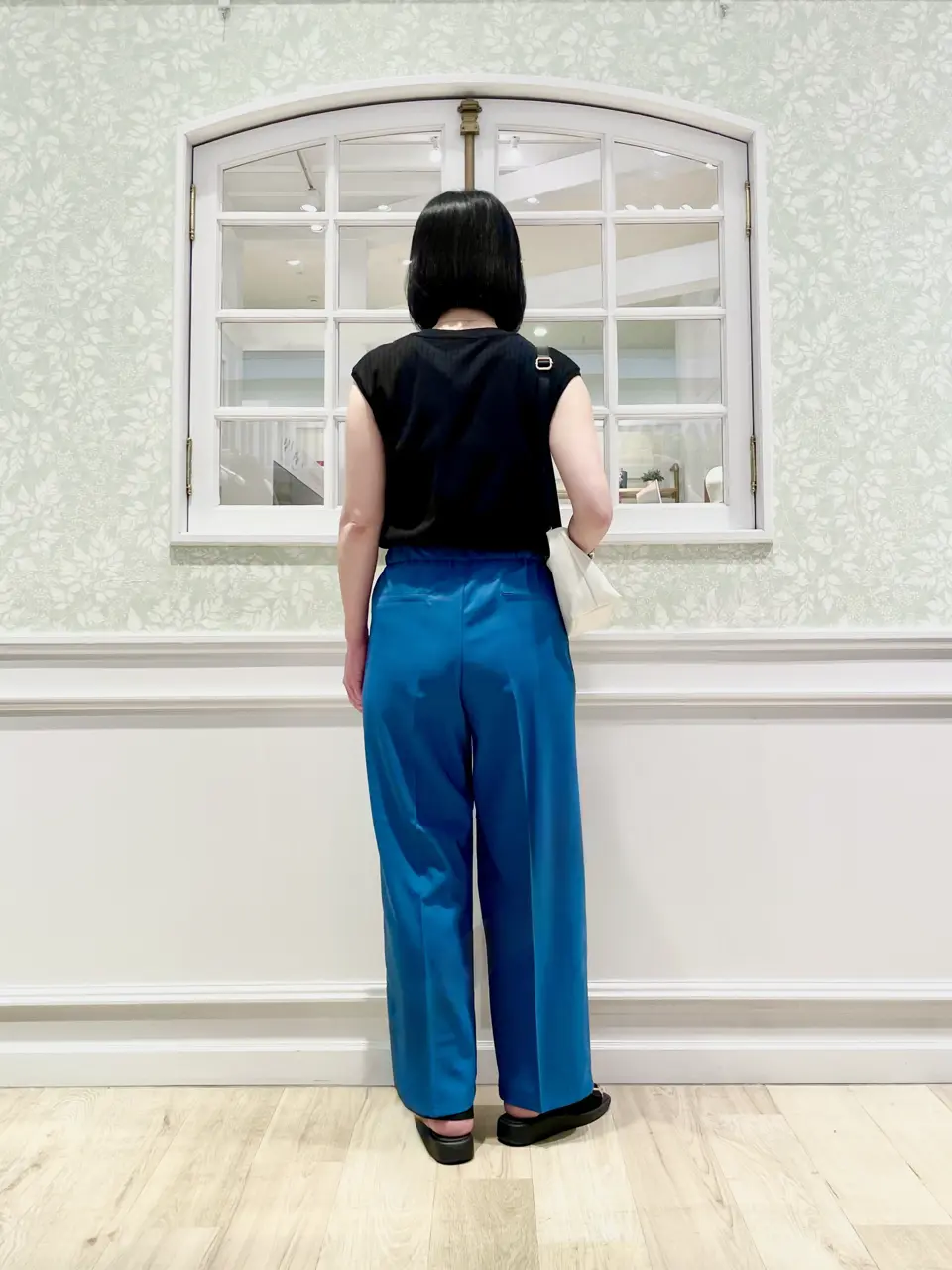 ANY MIKA コーディネート画像