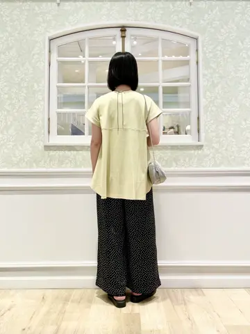 ANY MIKA コーディネート画像