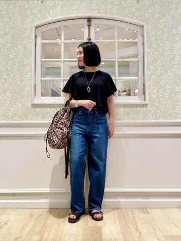 ANY MIKA コーディネート画像