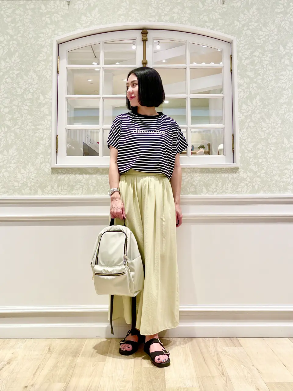 ANY MIKA コーディネート画像