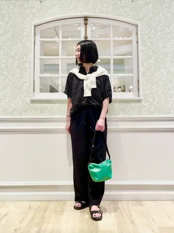 ANY MIKA コーディネート画像