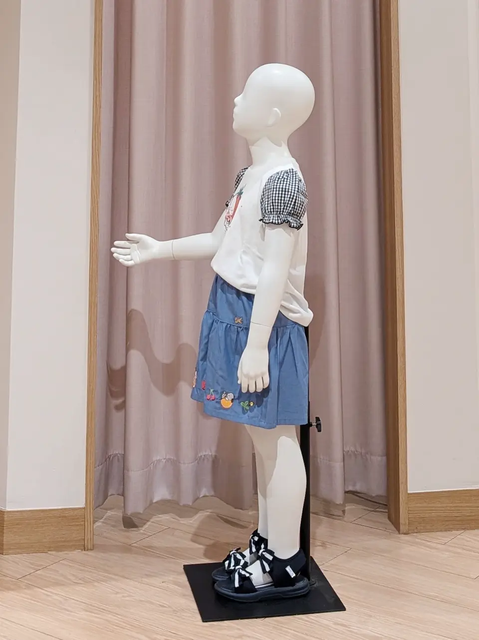 ANY 奥原 コーディネート画像