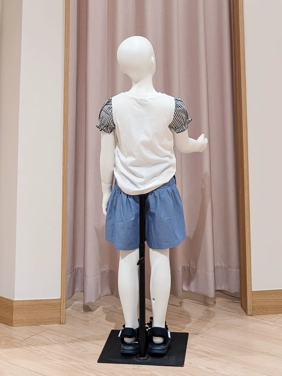 ANY 奥原 コーディネート画像