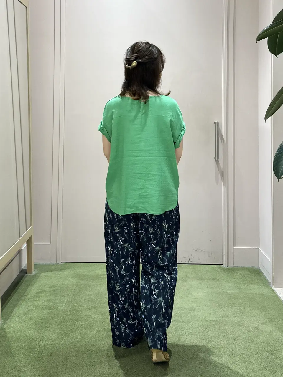 ANY フジコ コーディネート画像