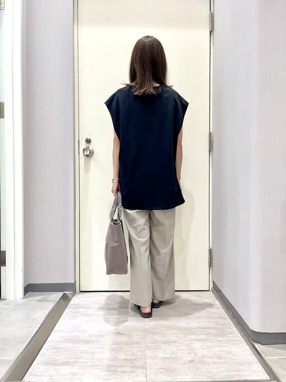 ANY 金井 コーディネート画像