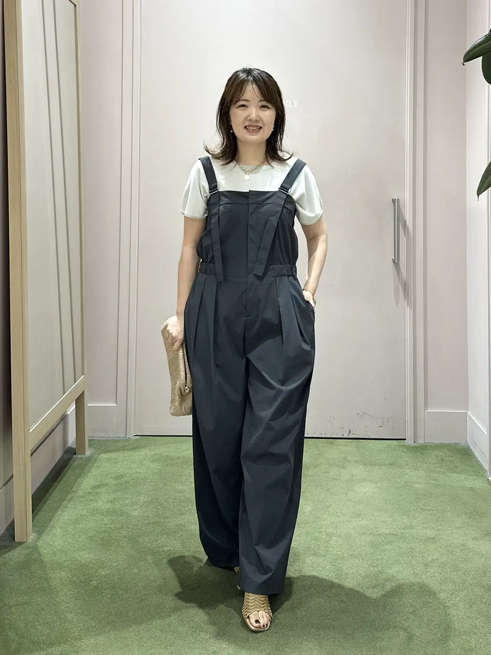 ANY フジコ コーディネート画像